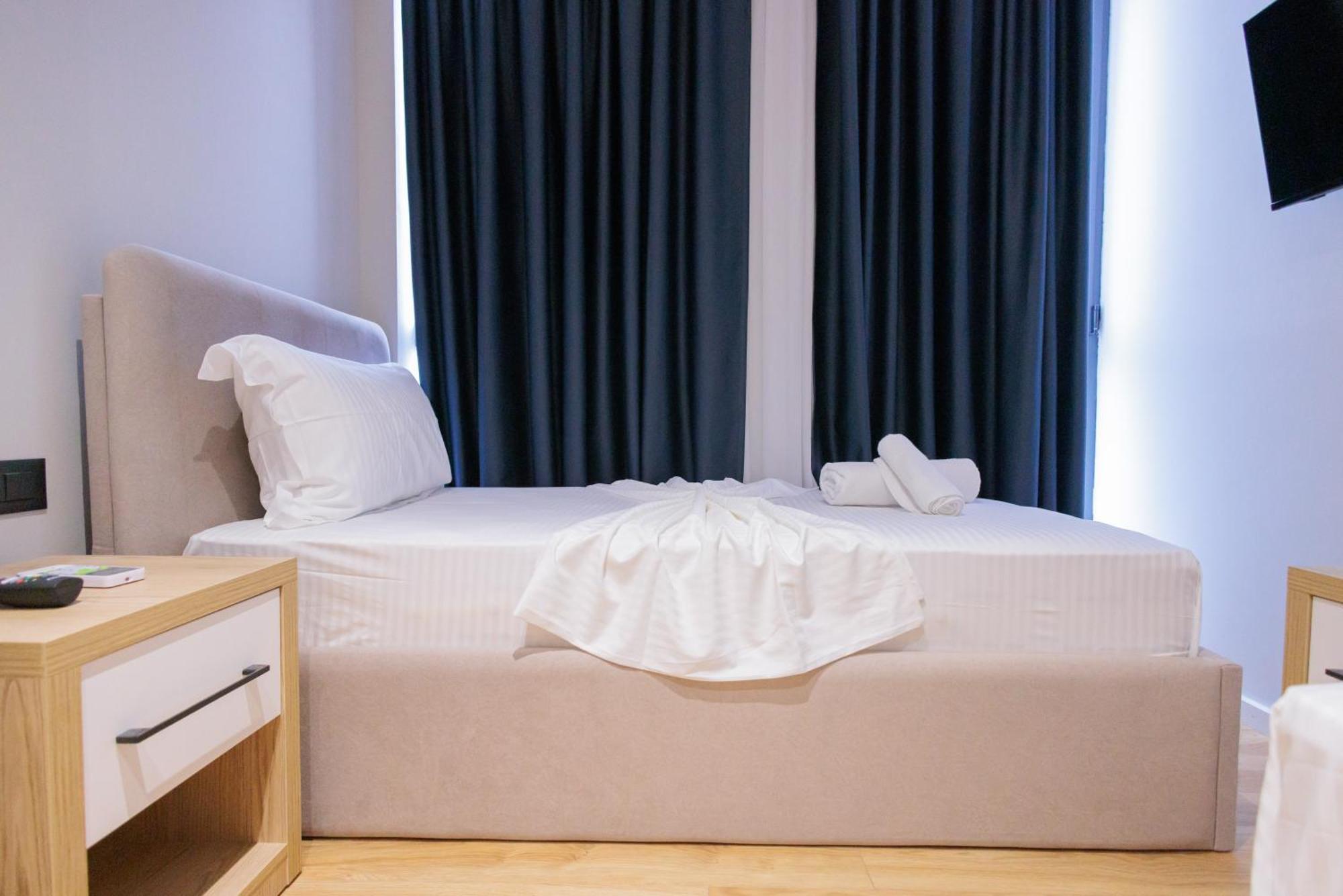 Hotel Bel Ami Tirana 2 Zewnętrze zdjęcie