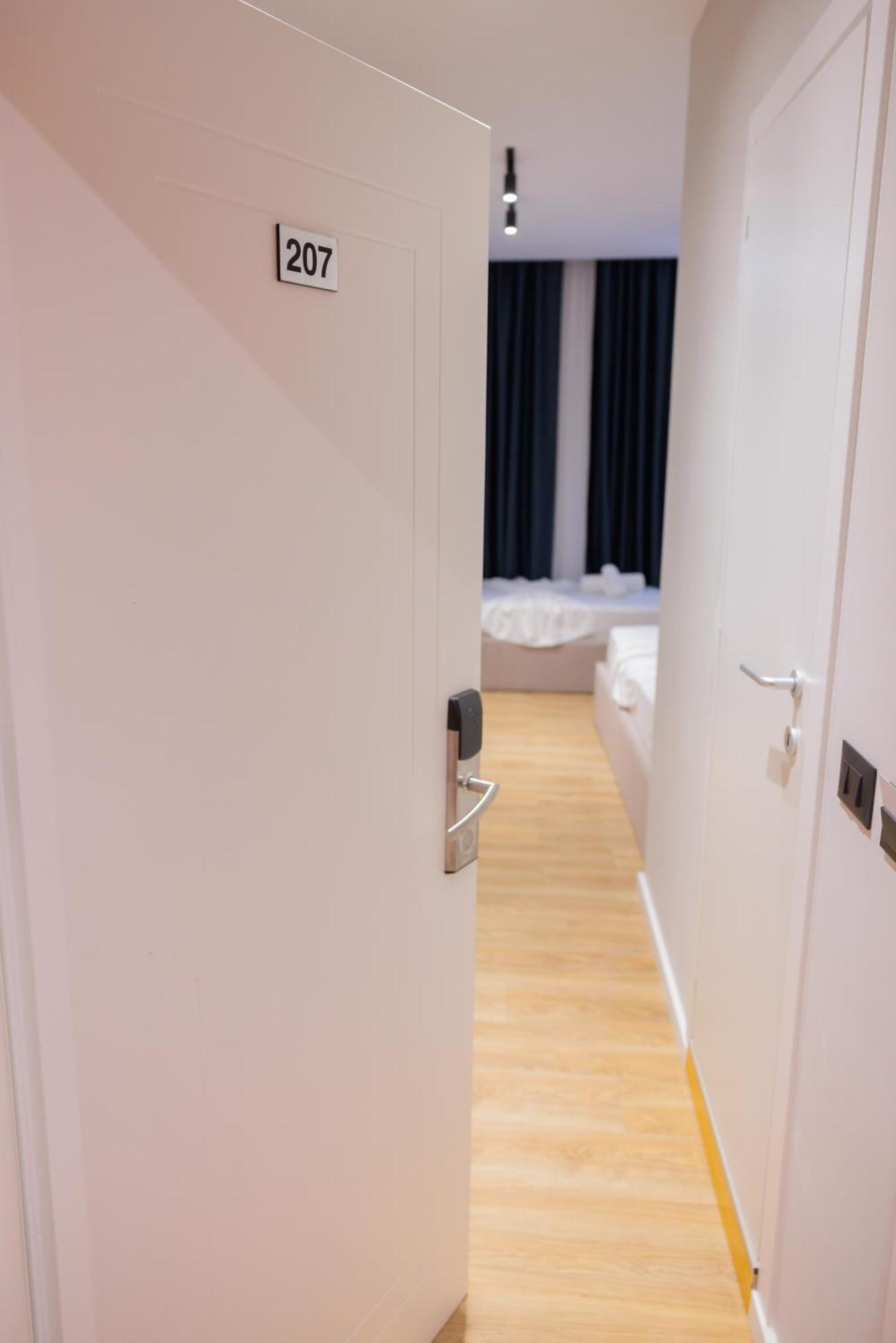 Hotel Bel Ami Tirana 2 Zewnętrze zdjęcie