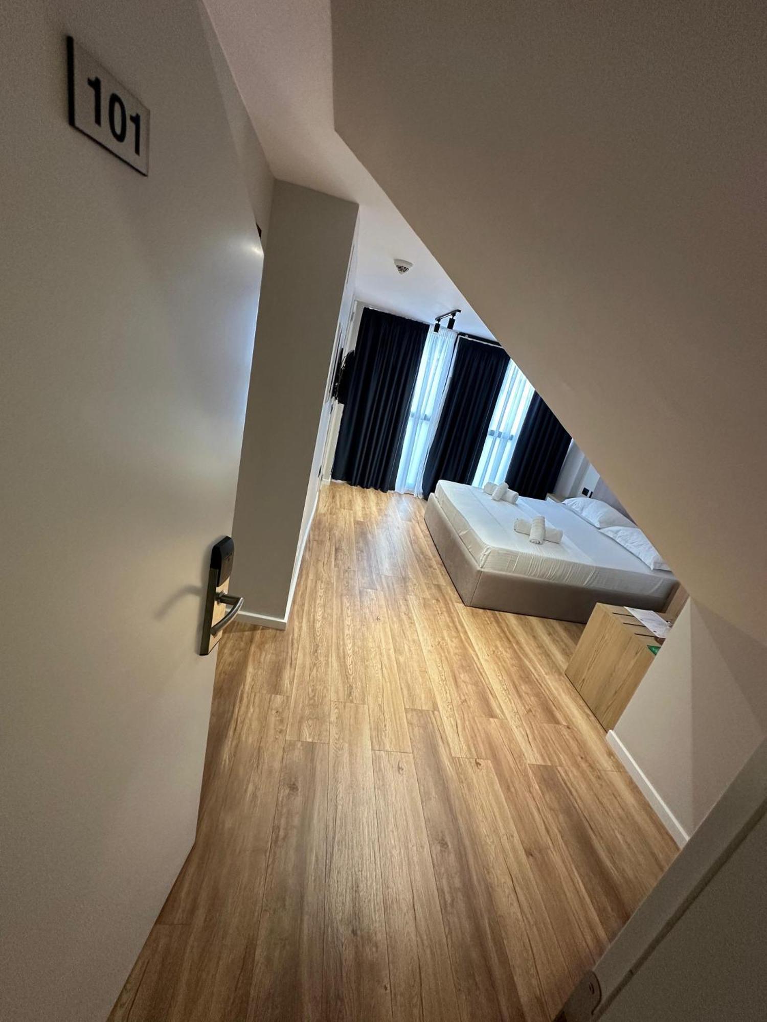Hotel Bel Ami Tirana 2 Zewnętrze zdjęcie